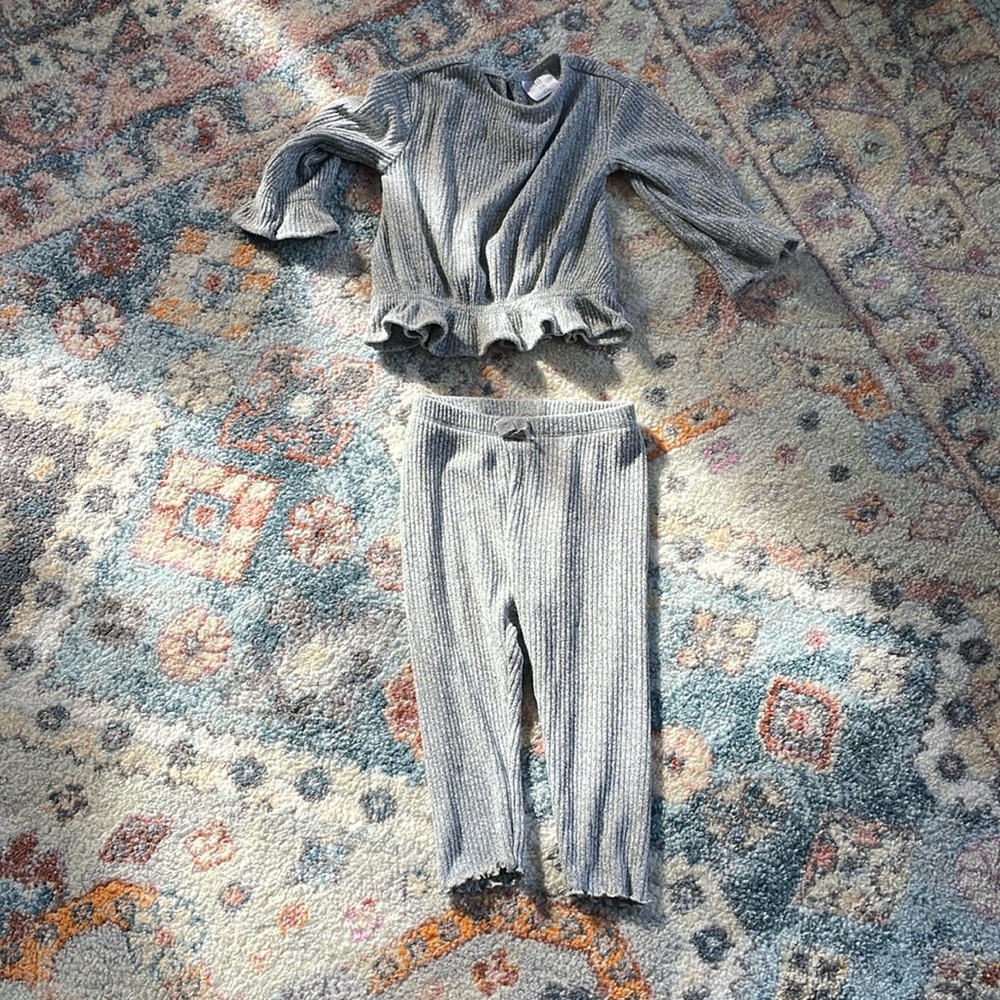 Gap gray sweater set